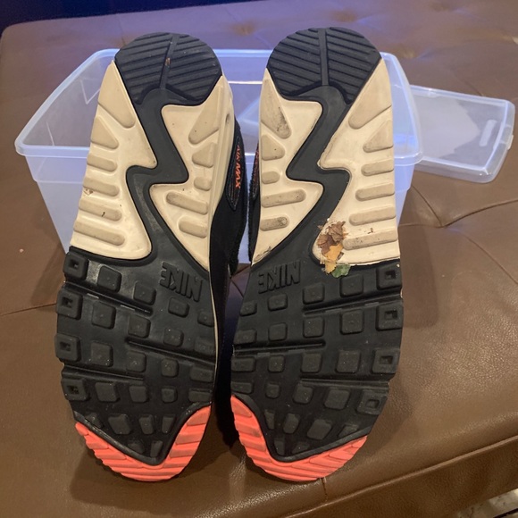 Air Max 90 Oil Grey Rainforest - Picture 4 of 7